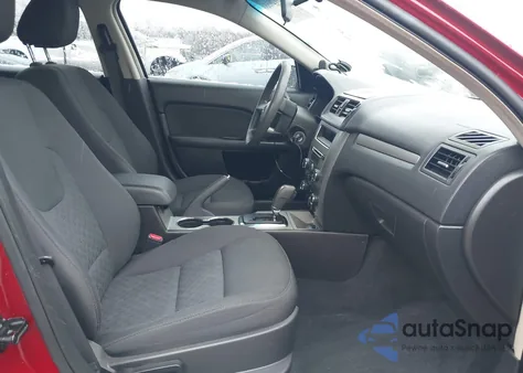 2010 Ford Fusion Se z USA, uszkodzony, nr VIN 3FAHP0HG6AR209220